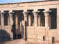 tempel esna.jpg (78643 bytes)